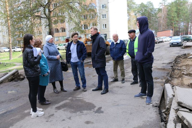 В Железногорске стартовал ремонт дворов по программе «Формирование комфортной городской среды».