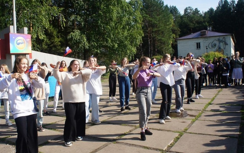 1 февраля стартует приём заявлений на отдых детей в загородных лагерях.