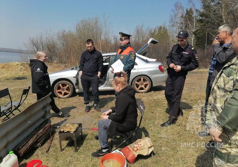 Ежедневно в Железногорске проходят противопожарные рейды.