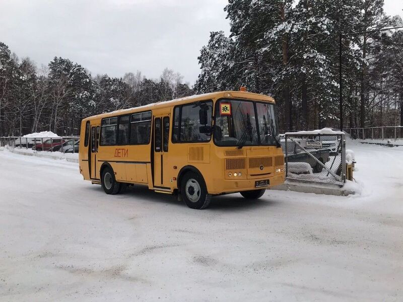 На учебу с комфортом: Железногорск получил новый школьный автобус.